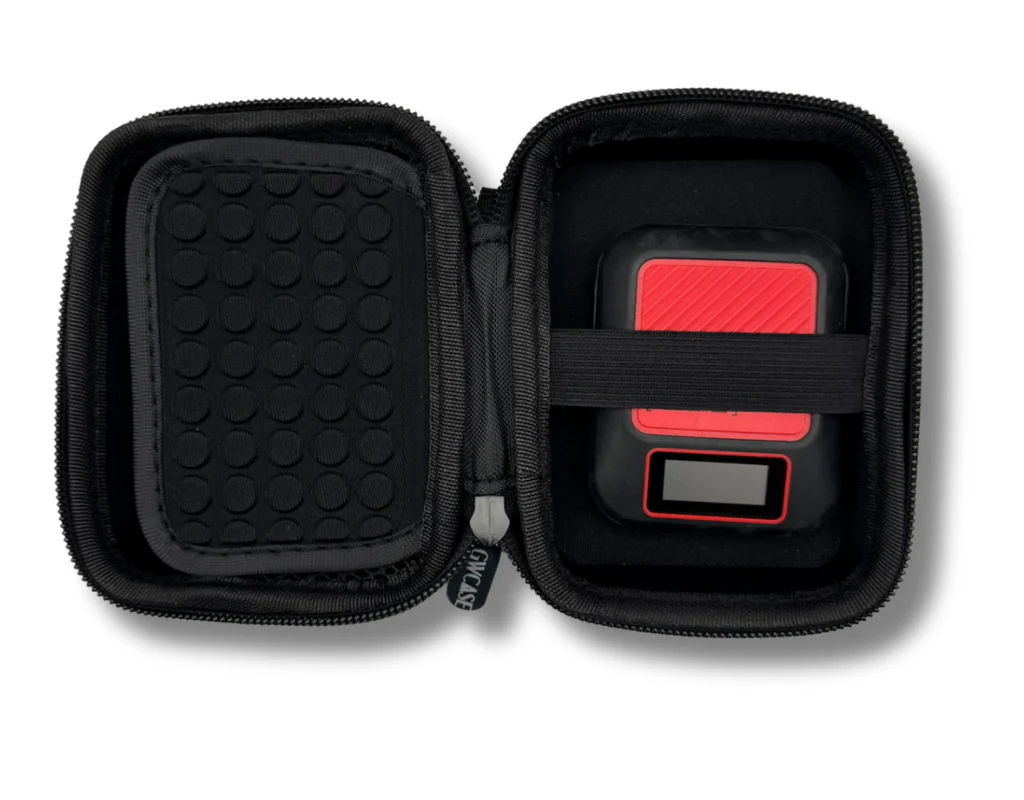 Garmin inReach Messenger Plus Carry Case Bundle
